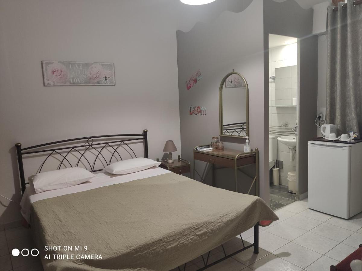 Hotel Trifylia Кипарисия Екстериор снимка
