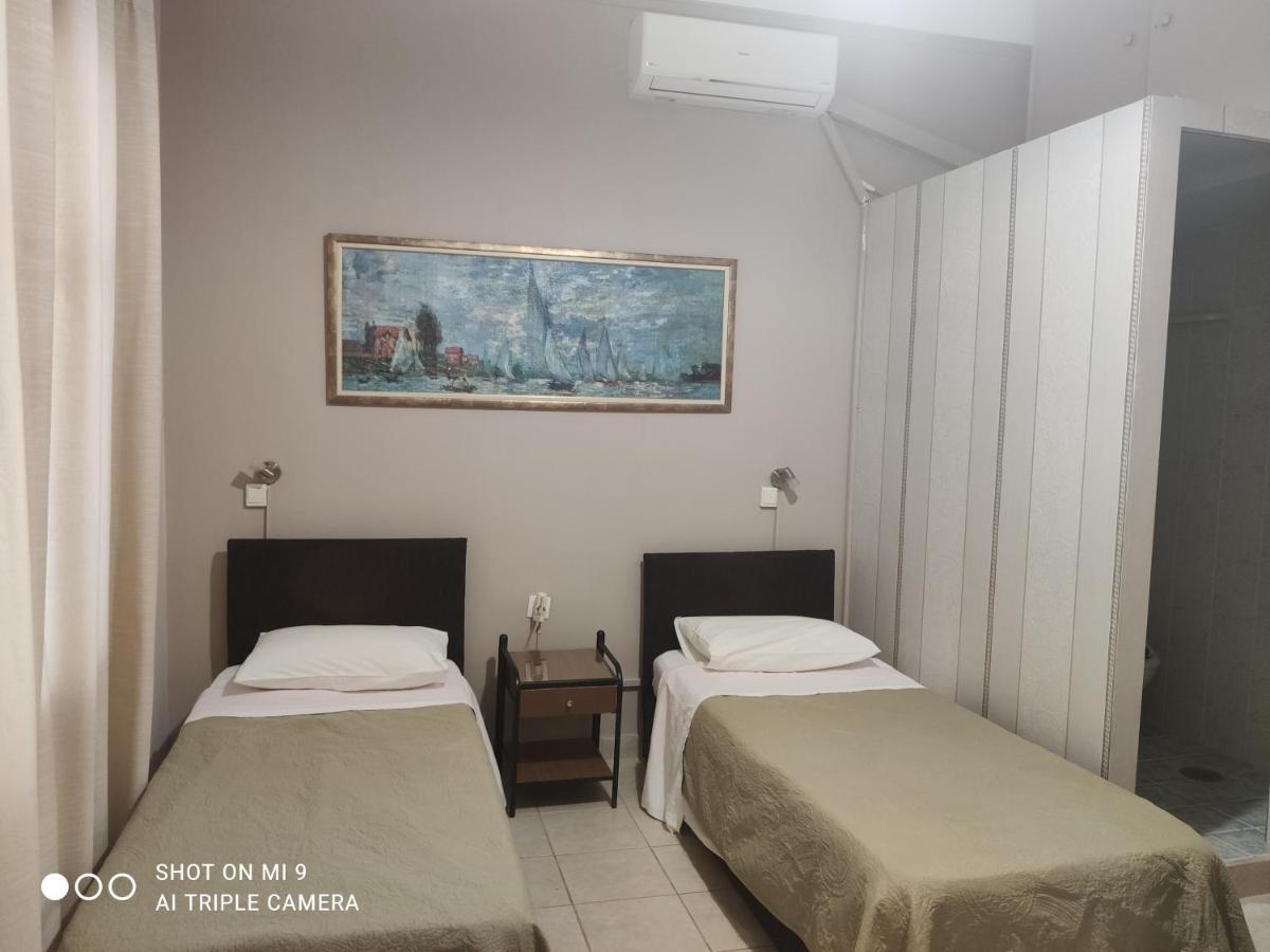 Hotel Trifylia Кипарисия Екстериор снимка
